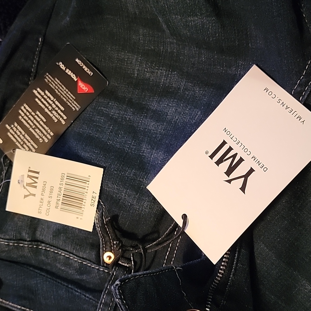 Ladies Jeans - Picture 4 of 4